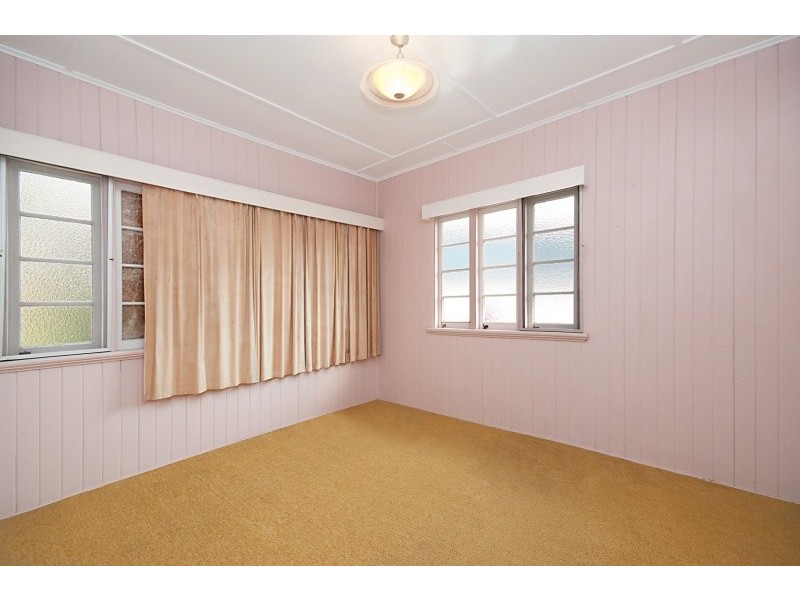 7 Martin Street, South Townsville QLD 4810