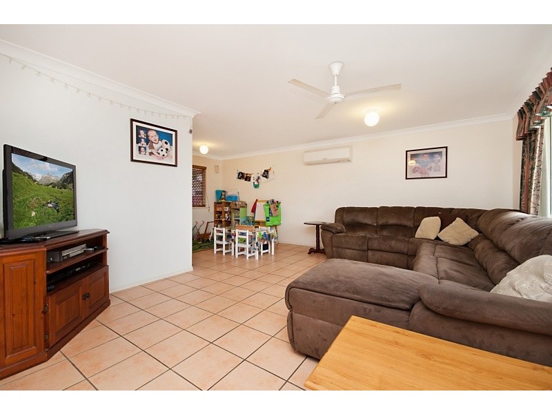 19 Young Circuit, Kirwan QLD 4817