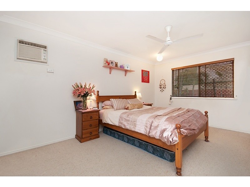 19 Young Circuit, Kirwan QLD 4817