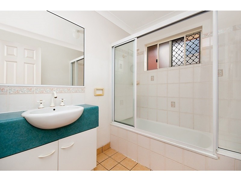 19 Young Circuit, Kirwan QLD 4817