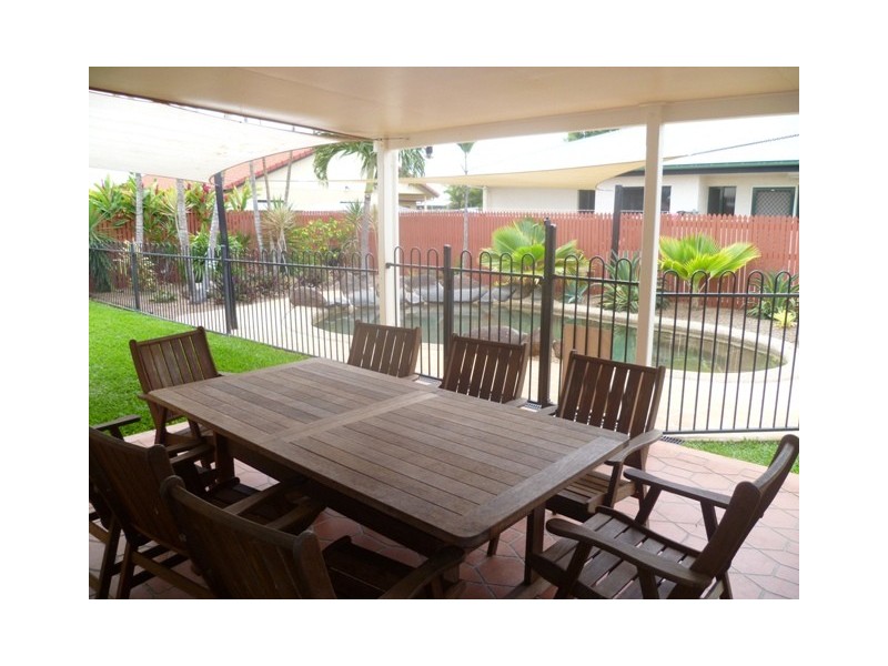 19 Young Circuit, Kirwan QLD 4817