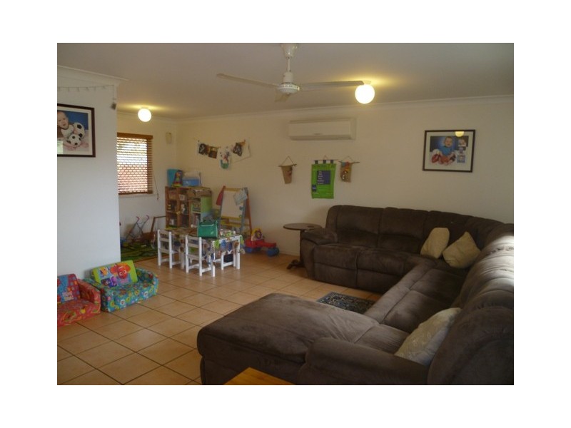 19 Young Circuit, Kirwan QLD 4817