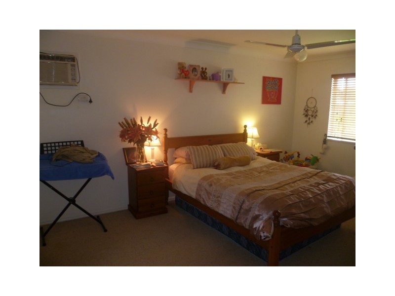 19 Young Circuit, Kirwan QLD 4817