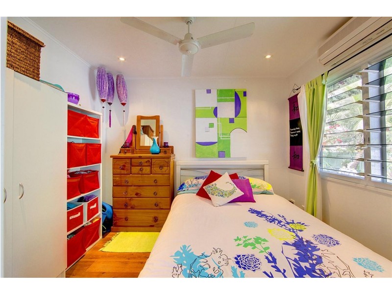 16 Finschhafen, Aitkenvale QLD 4814