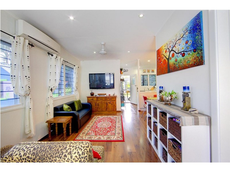 16 Finschhafen, Aitkenvale QLD 4814