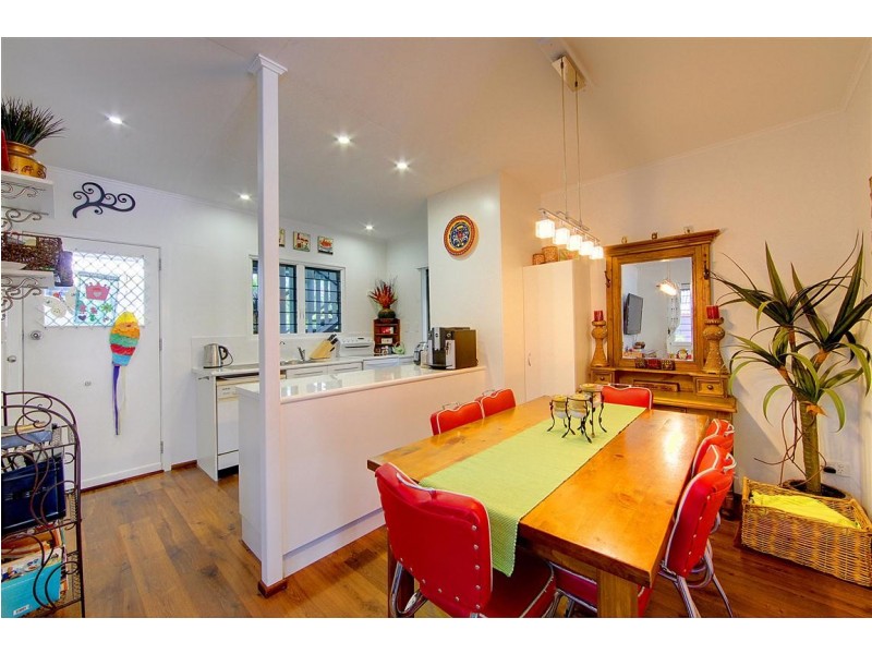 16 Finschhafen, Aitkenvale QLD 4814