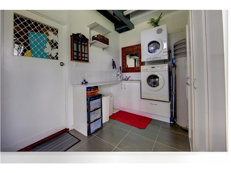 16 Finschhafen, Aitkenvale QLD 4814