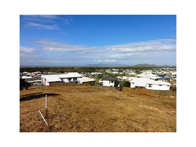 134 Goicoechea Drive, Bushland Beach QLD 4818