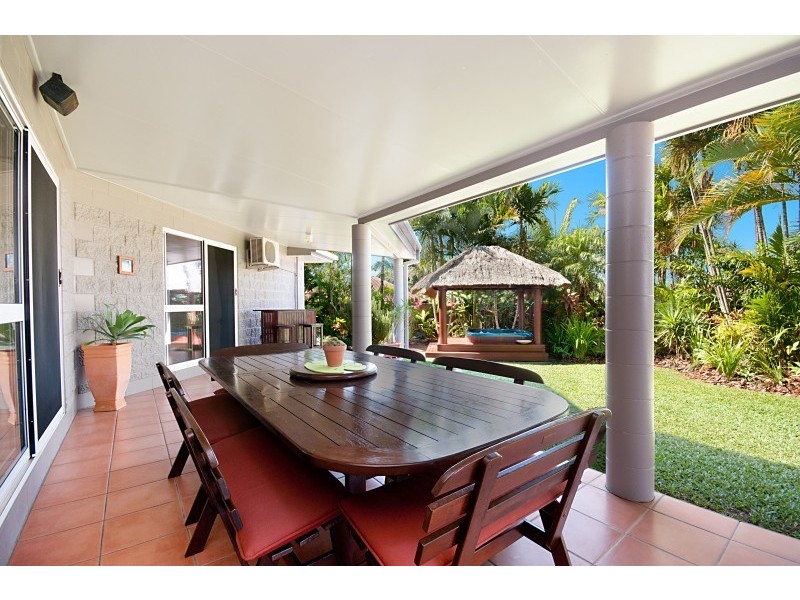 4 Saddle Court, Mount Louisa QLD 4814