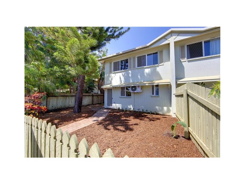 2/94 First Avenue, Railway Estate QLD 4810