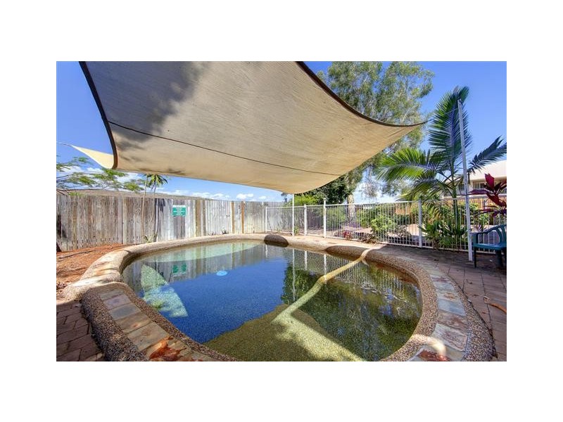 2/94 First Avenue, Railway Estate QLD 4810