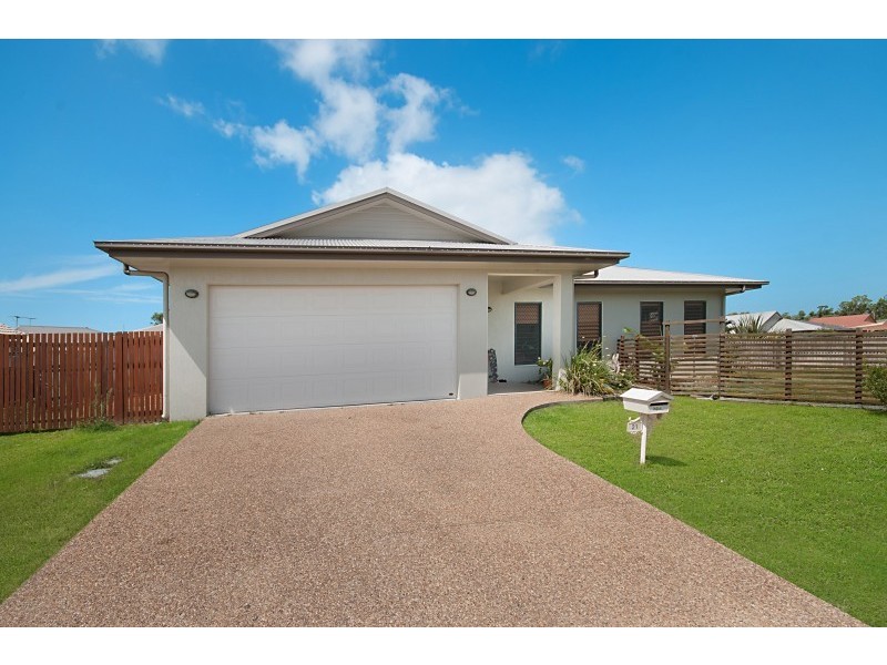 21 Coolaree Drive, Bushland Beach QLD 4818