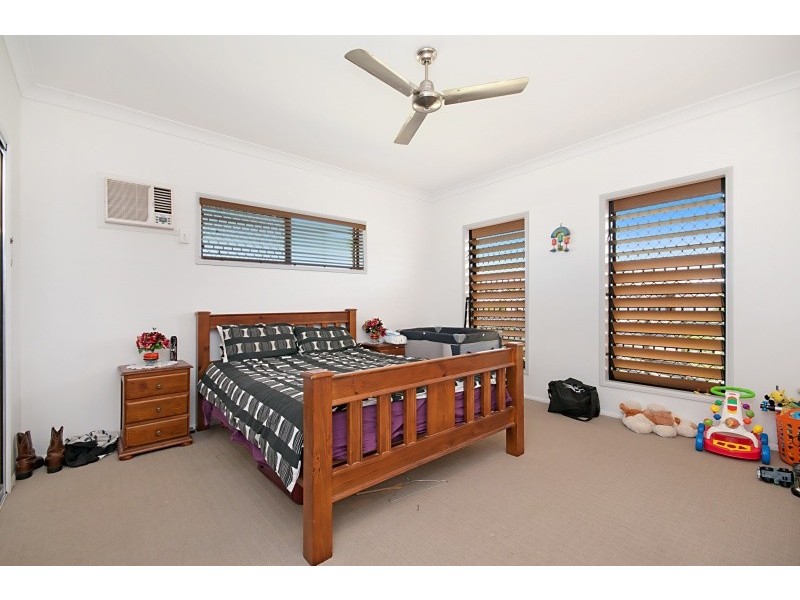 21 Coolaree Drive, Bushland Beach QLD 4818