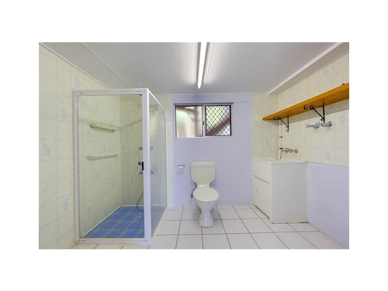 6 Margaret Street, West End QLD 4810