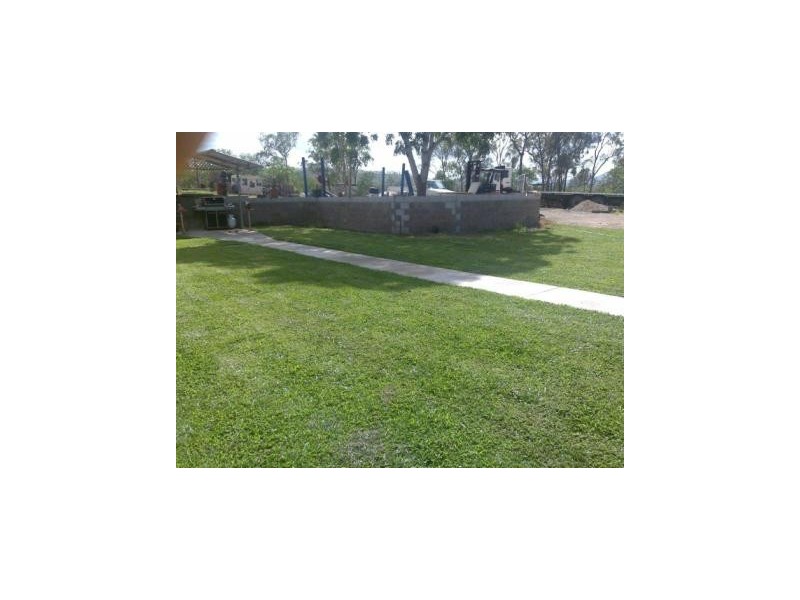 33  Thunderbolt Drive, Oak Valley QLD 4811