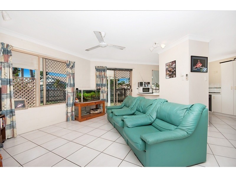 10 Beechwood Place, Kirwan QLD 4817