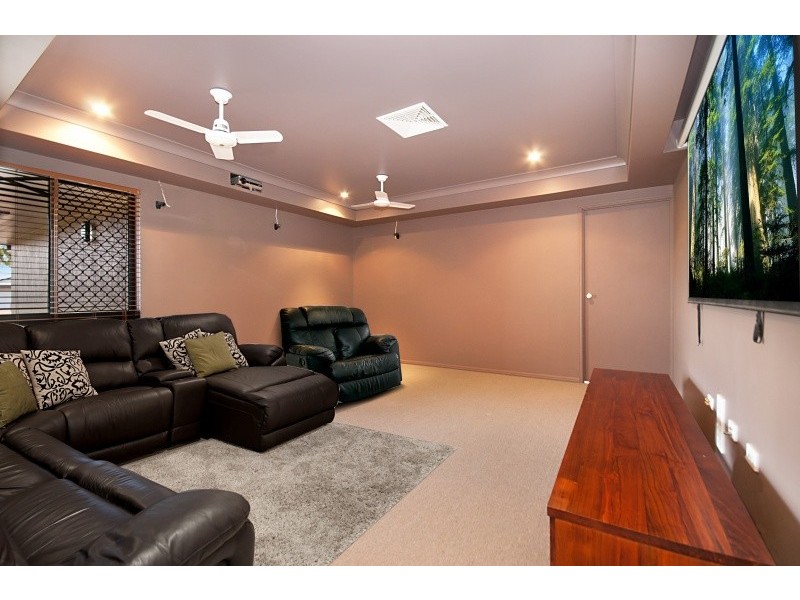 12 Colt Court, Kelso QLD 4815