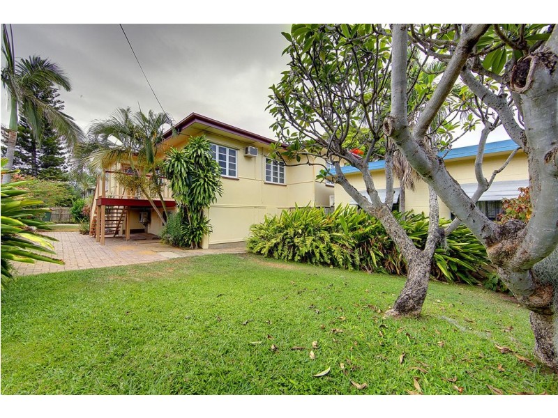 141a Bundock  Street, Belgian Gardens QLD 4810