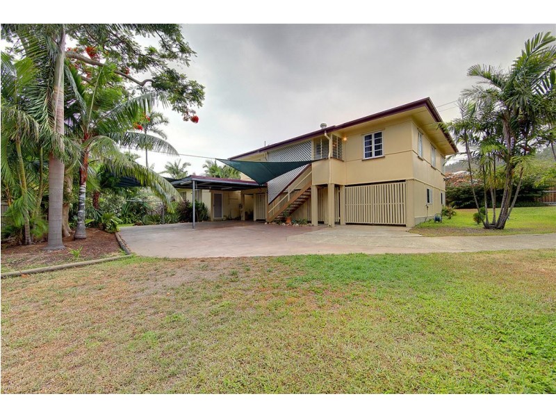141a Bundock  Street, Belgian Gardens QLD 4810