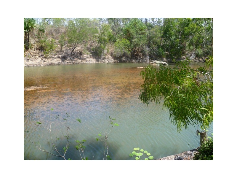 90 Toolakea Beach Road, Bluewater QLD 4818