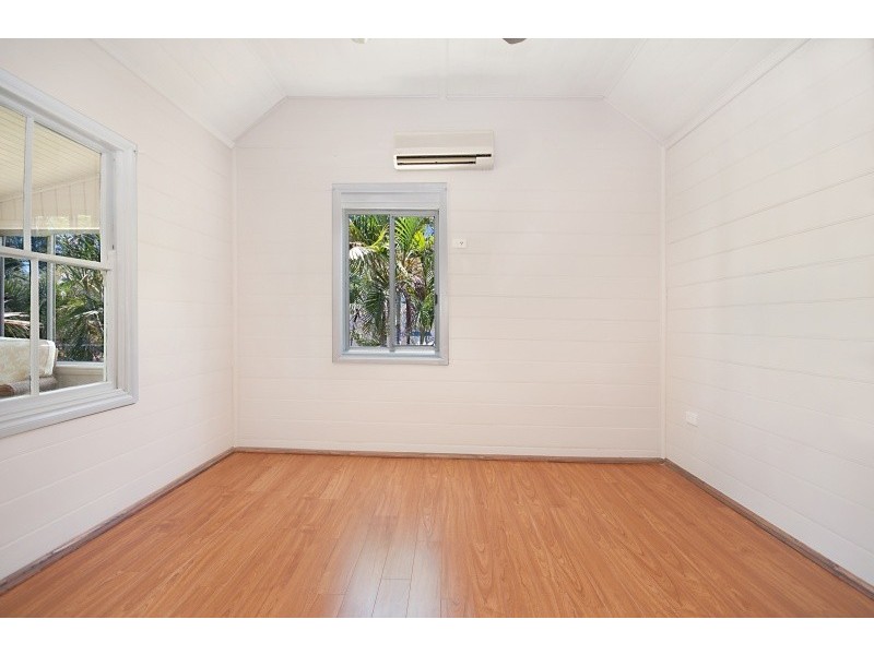 6 Ninth Avenue, Railway Estate QLD 4810