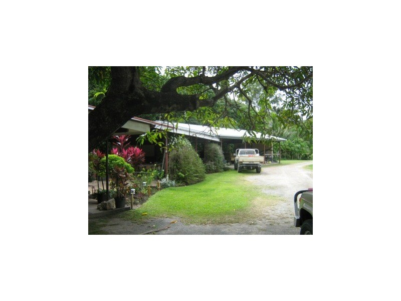 1006 Woodstock Giru Road, Mount Surround QLD 4809