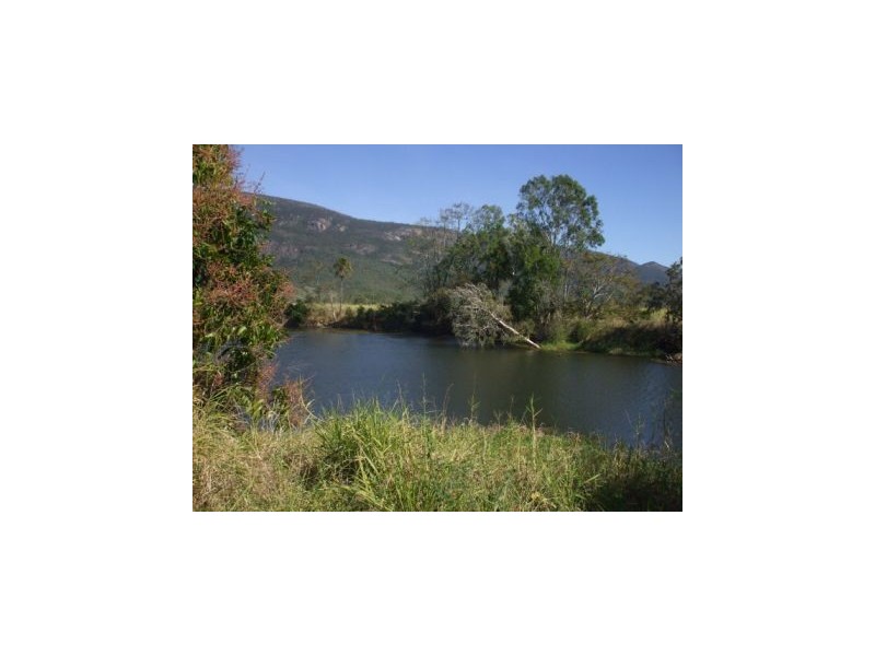 205 Sarri Road, Mount Surround QLD 4809