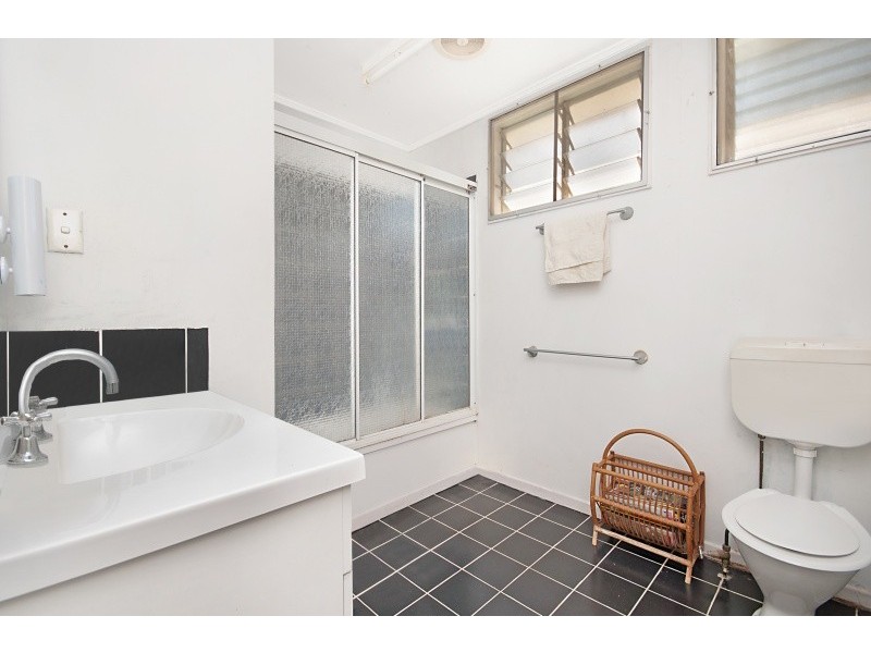 42 Kulgun Cres, Kelso QLD 4815