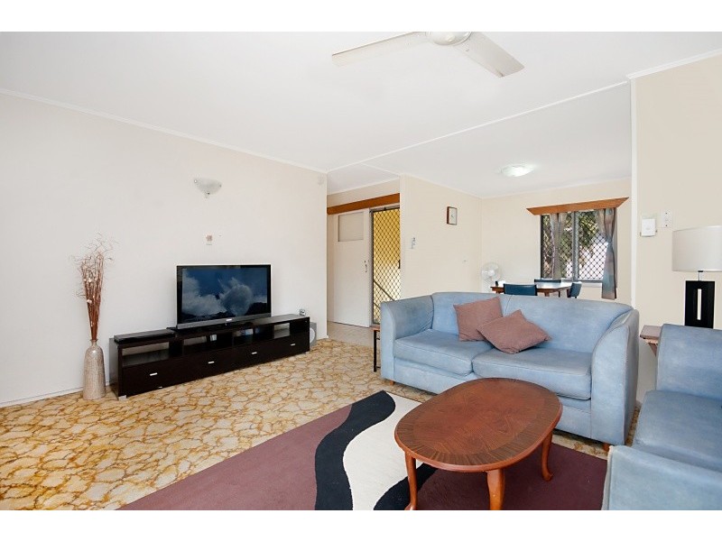 8 Carlisle Street, Cranbrook QLD 4814