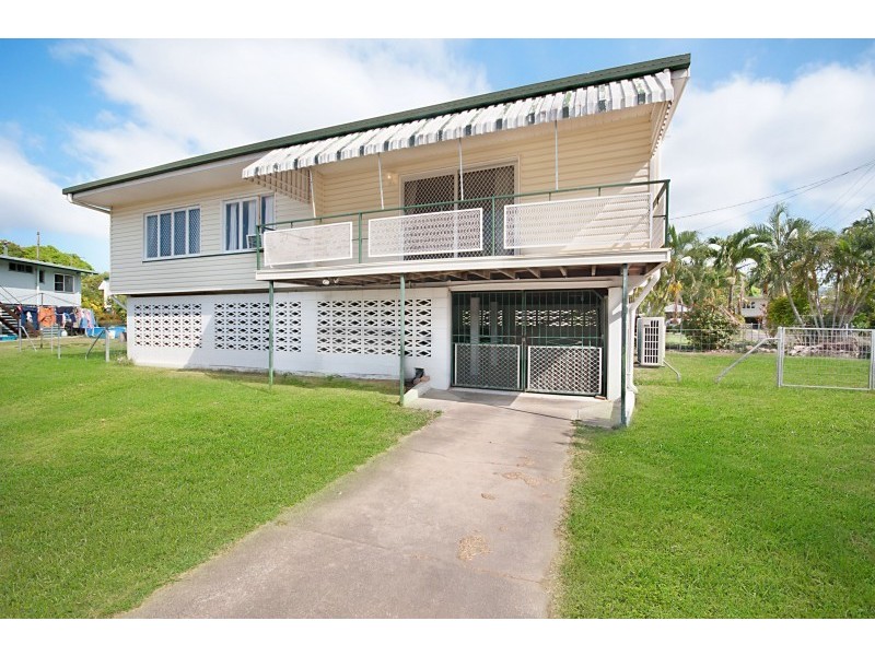 8 Carlisle Street, Cranbrook QLD 4814