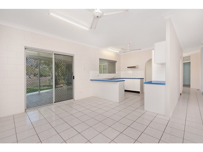 2 Goodwin Street, Currajong QLD 4812