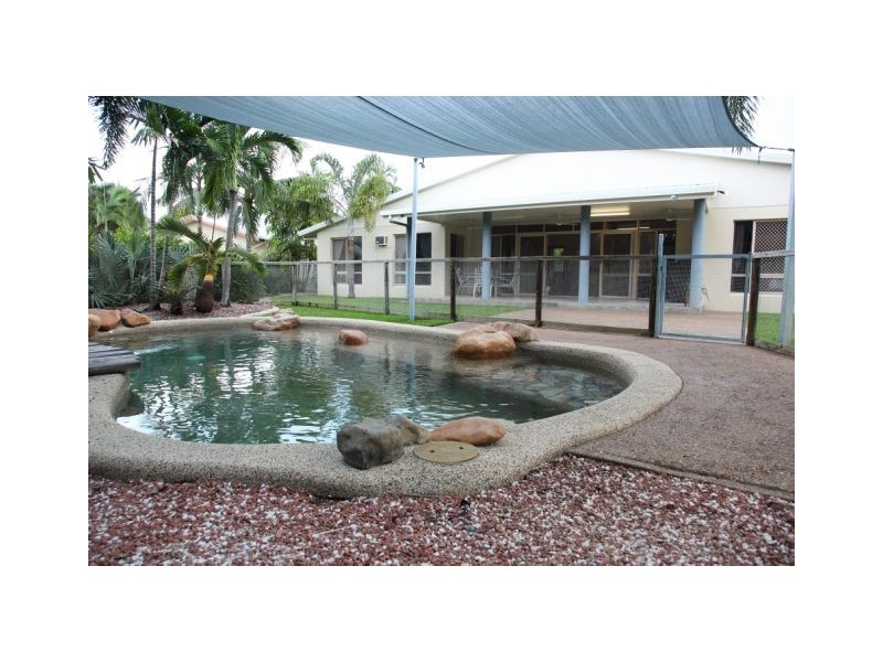 15 Pacific Avenue, Bushland Beach QLD 4818