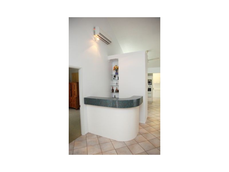 15 Pacific Avenue, Bushland Beach QLD 4818