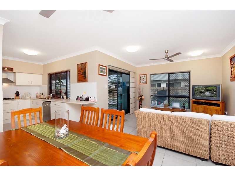 21 Browning Street, Mount Louisa QLD 4814