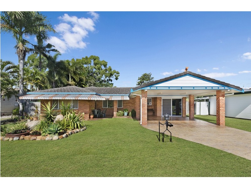 30 Jannila Avenue, Cranbrook QLD 4814