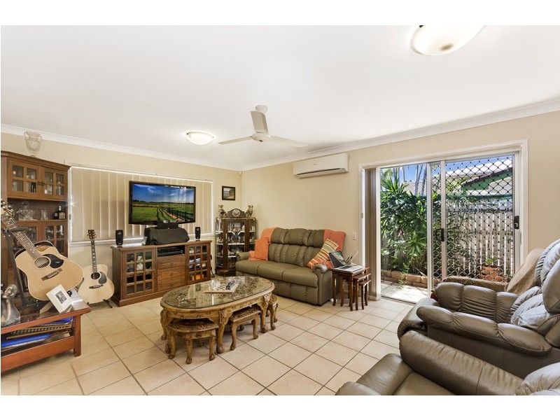 30 Jannila Avenue, Cranbrook QLD 4814