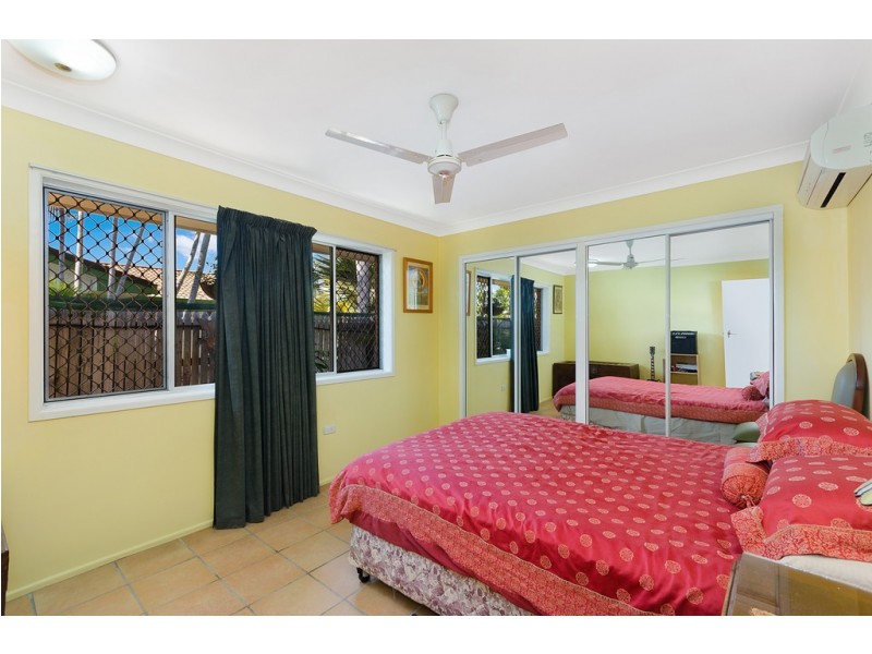 30 Jannila Avenue, Cranbrook QLD 4814