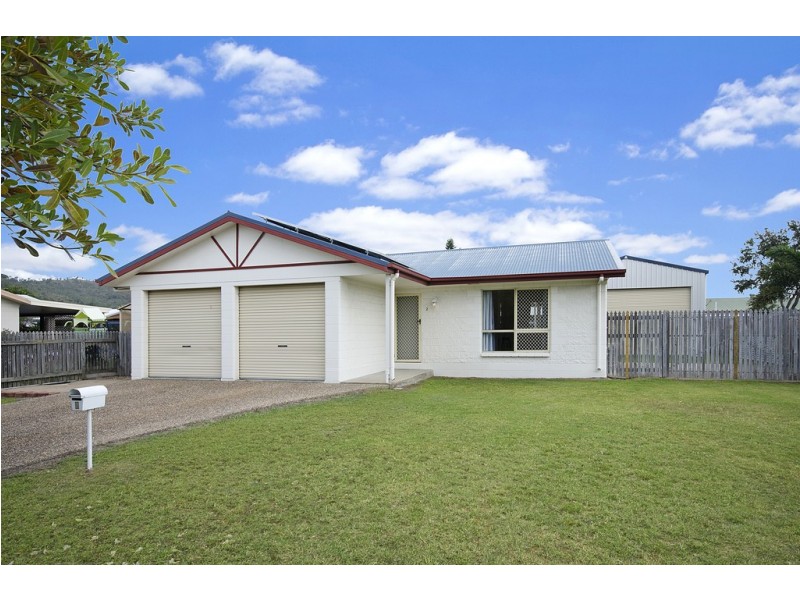 2 Black Braes Court, Mount Louisa QLD 4814
