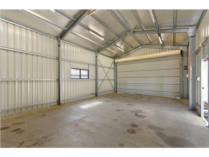 2 Black Braes Court, Mount Louisa QLD 4814