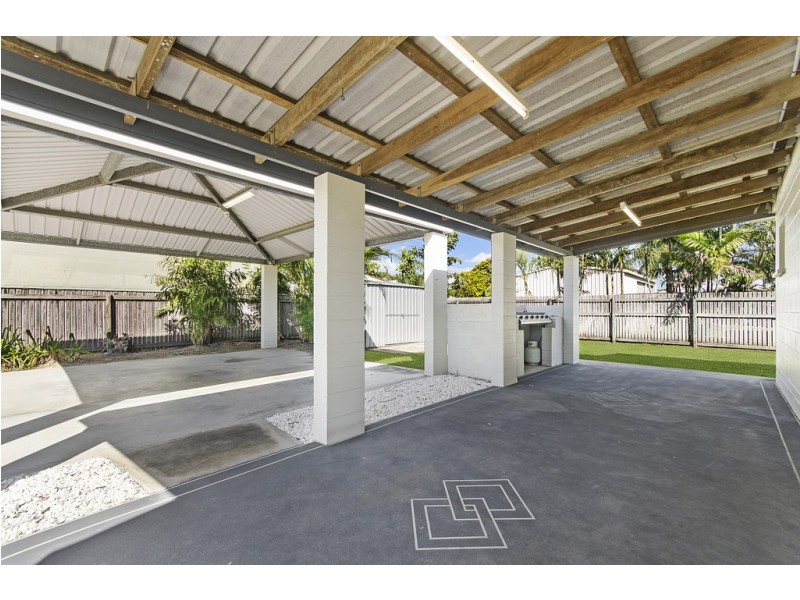 1 Bailey Court, Rasmussen QLD 4815