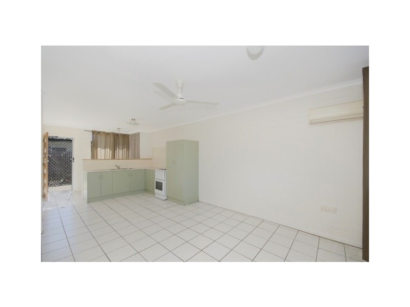 3/20 Carmody Street, Hermit Park QLD 4812