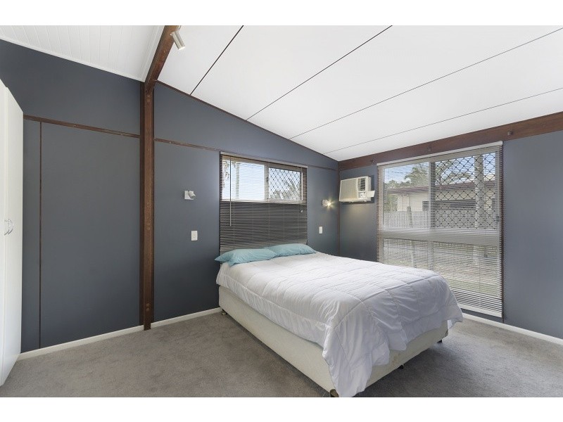 10 Woodlea Crt, Kelso QLD 4815