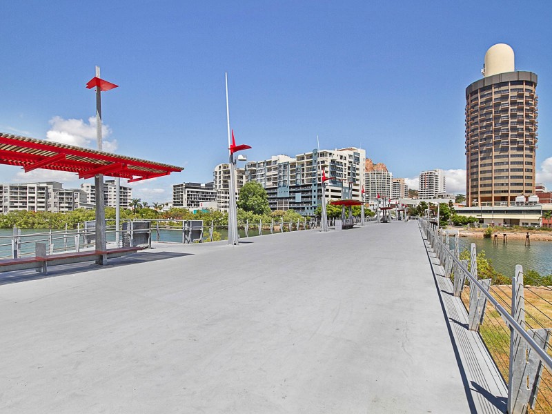 805/2 Dibbs Street, South Townsville QLD 4810