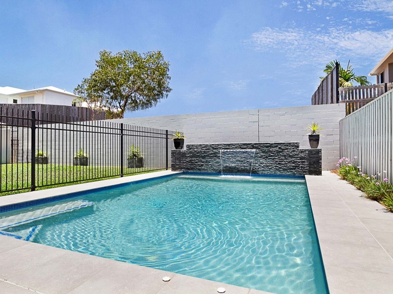 13 Cashell Crescent, Bushland Beach QLD 4818