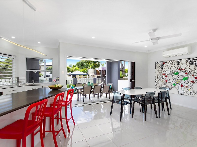 21 Ryan Street, North Ward QLD 4810