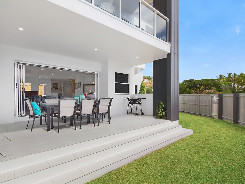 21 Ryan Street, North Ward QLD 4810