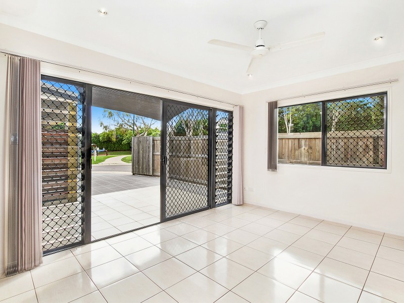 35 Paddington Terrace, Douglas QLD 4814