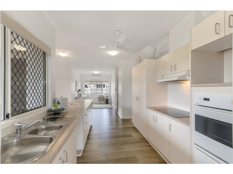 24 College Lane, Douglas QLD 4814