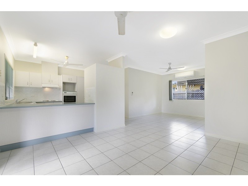 9 Sweetgum Place, Kirwan QLD 4817