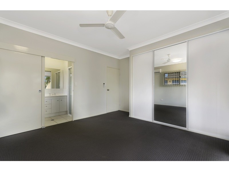 9 Sweetgum Place, Kirwan QLD 4817